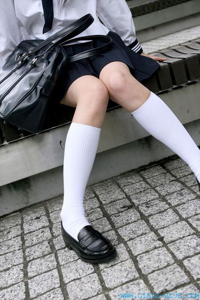 The image that the female high-school cos beautiful woman of the black hair serves in the mouth is too radical ww[31 photos] 16th image