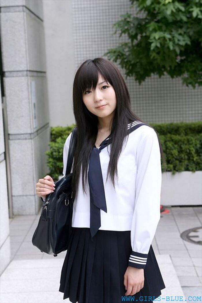 The image that the female high-school cos beautiful woman of the black hair serves in the mouth is too radical ww[31 photos] 21th image