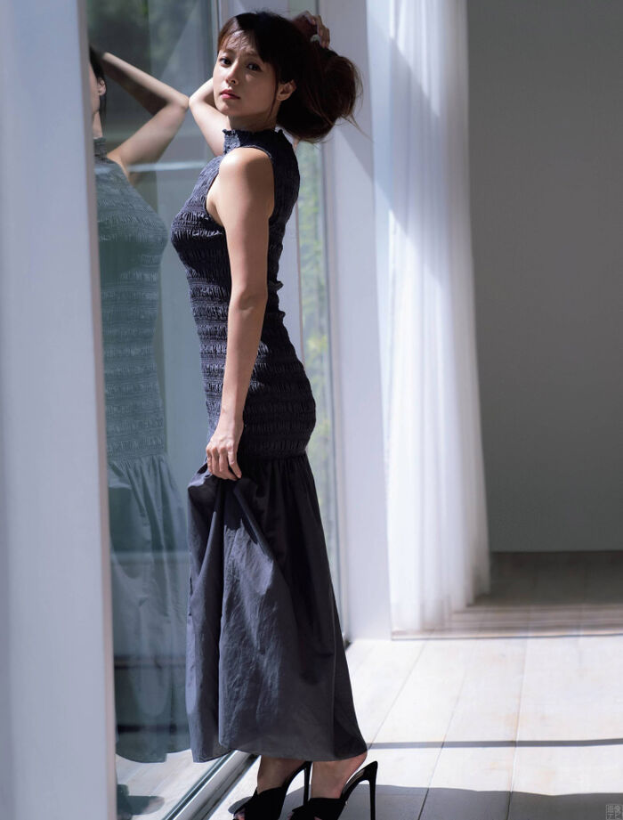 37-year-old Kyoko Fukada's breasts and buttocks 11th image