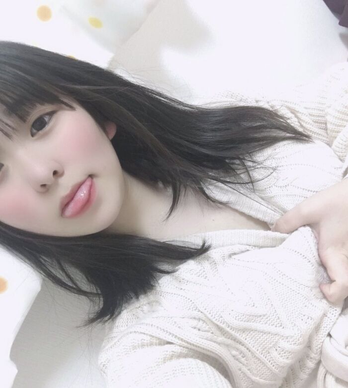 Beautiful Girl 18-year-old has raw and new suksui wet streaks selfie that I've made a face 9th image