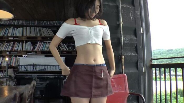 Next-generation beautiful leg queen Miyuki Hayakawa of height 170cm, limit exposure to slender body in tiny lingerie ww 22th image