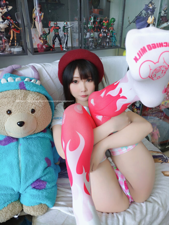 Missing Masturbation Neta Summary Vol.323 80 Images, 'Female College Student Idol Exclusive G Cup Aoi Ibuki 19-year-old Rookie AV Debut While Active Suspension' 31th image
