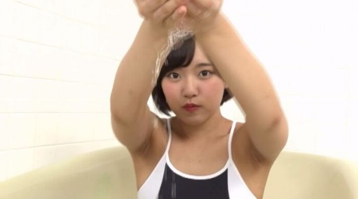 Former Jr idol Kazuki Anju (18), who was extremely popular, is showing off the moriman full doing flexibly in a leotard figure ww 41th image