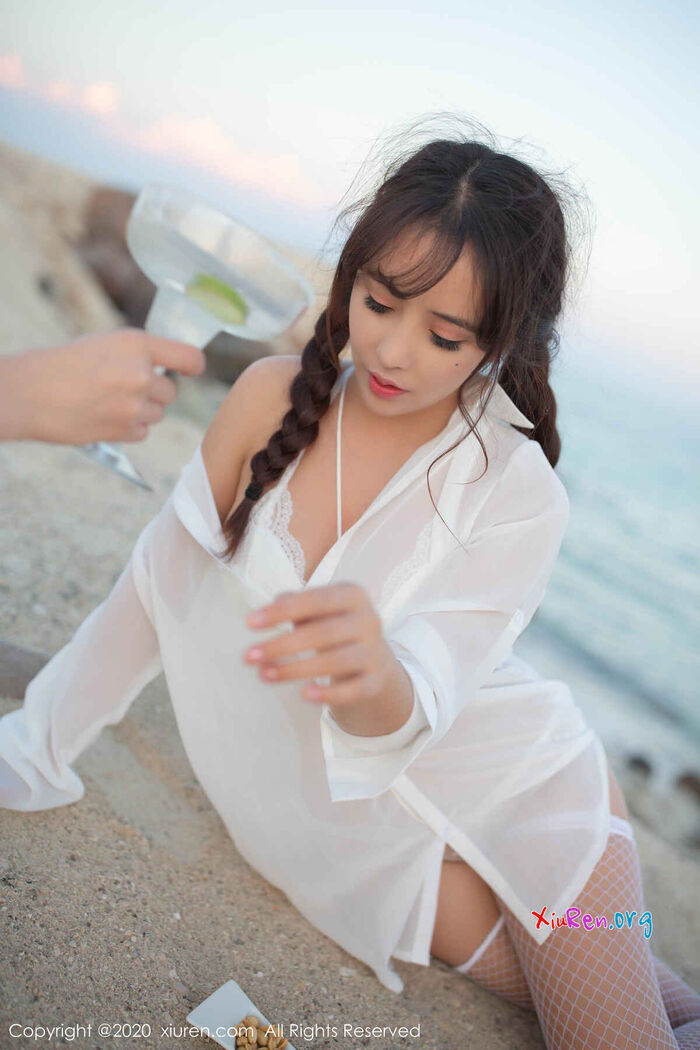 [秀人网XiuRen] N01951 红润养眼开朗女生陶喜乐_lele撩人内衣室外商务高清写真 63P 16th image