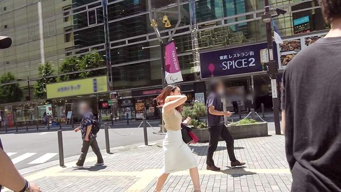 A 28-year-old G-cup wife of a former Gradle is picked up in Ikebukuro. To tell the truth, it seems to have a multiple sefre and party in transcendence de M... 3th image