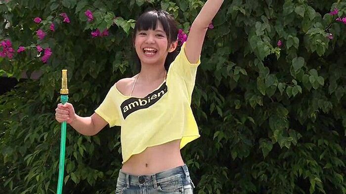 Yuri Asakura, E Cup Swimsuit Gravure Image Is Too Cute! Eravalesi leader shows off beautifully in the off-shot photo of 'Cream'! 47th image