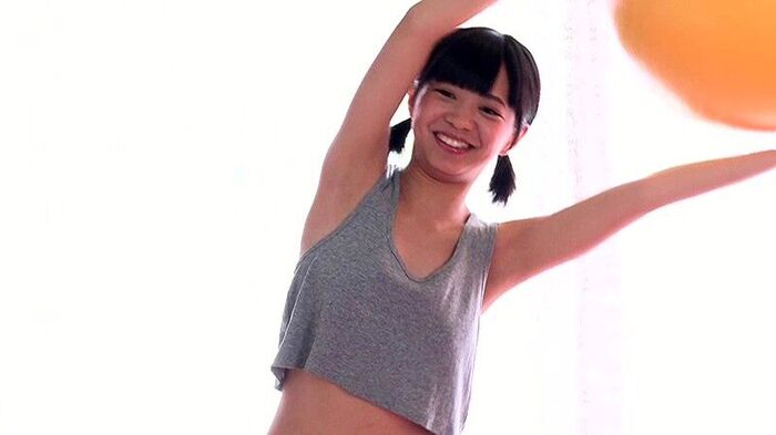 Yuri Asakura, E Cup Swimsuit Gravure Image Is Too Cute! Eravalesi leader shows off beautifully in the off-shot photo of 'Cream'! 49th image