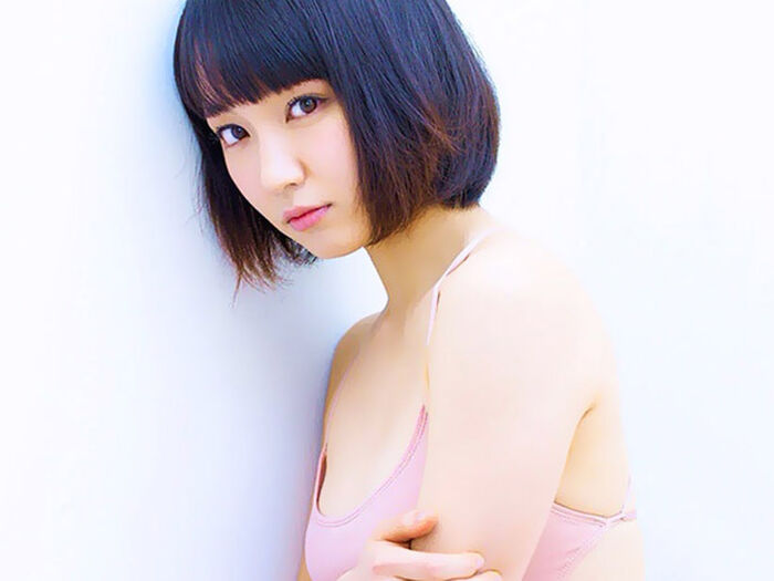 「吉岡里帆に激似」とバズりまくった橘ひと美 グラビアで抜群のスタイルを披露 8th image