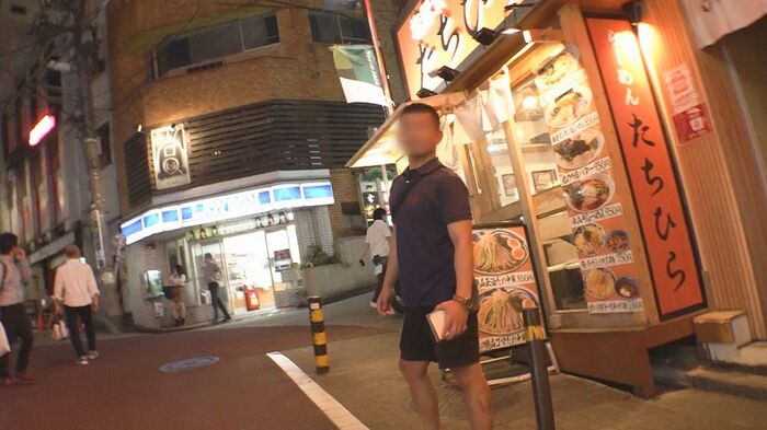 G Cup 19-year-old Newcomer Oh Pub Lady Pies In Squirting &amp; Extended SEX In Out-of-Store Date 3th image