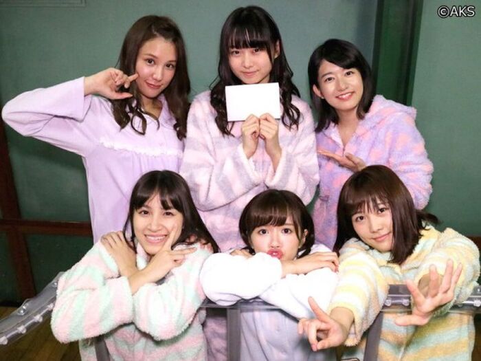 Former AKB48 Suzuki Mariya, I'm challenging the hand bra gravure of the limit exposure in the first photo of the last 20s ww 8th image