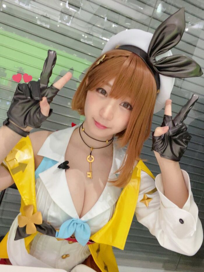 Popular Big Pretty Layer Iori More, Valley Oppai Shows Off At Tokyo Game Show 2020 w 5th image