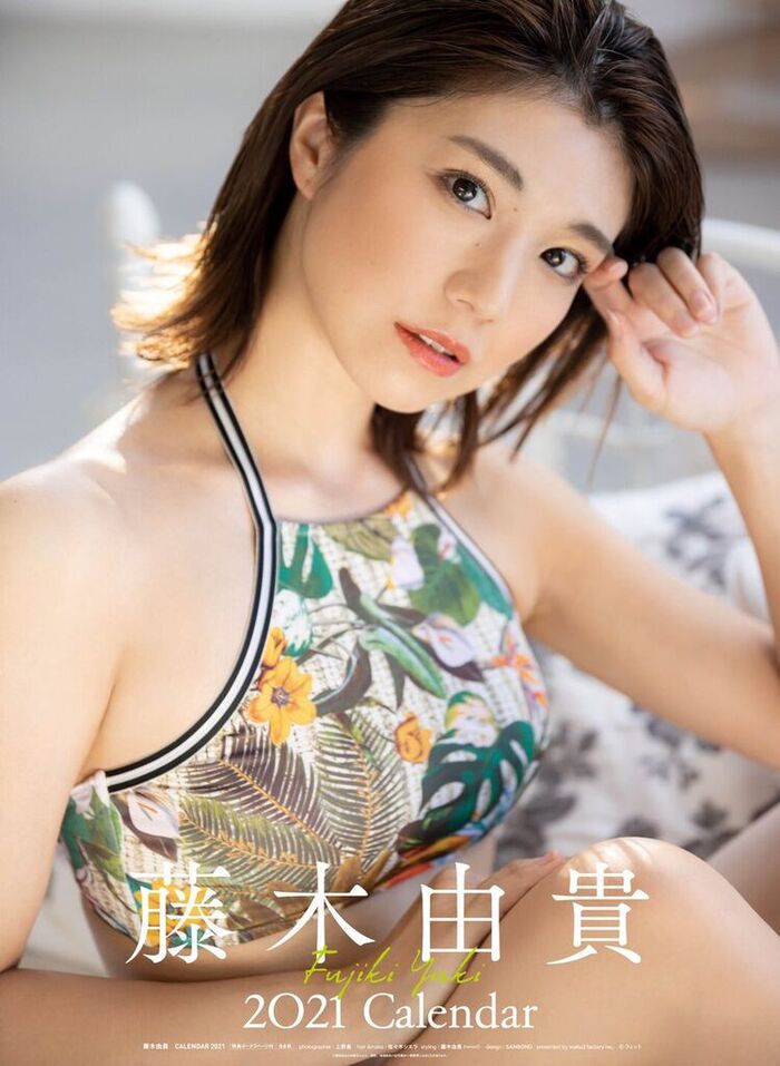 Yuki Fujiki, Swimsuit DVD &amp; Calendar 2021 Images Are Too Sexy! The cutest race queen ever shows off her beautiful body! 3th image