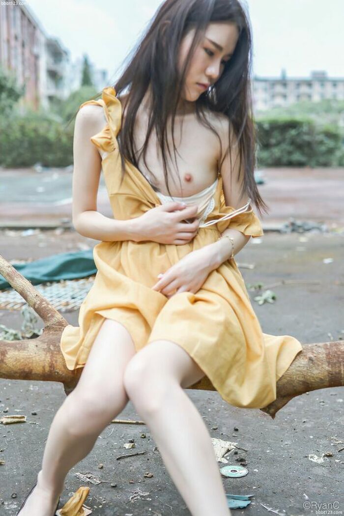 Amateur exposure erotic image 113 sheets! Amateur Daughter Who Exposes Outdoors Naked Is Too Perverted! 73th image
