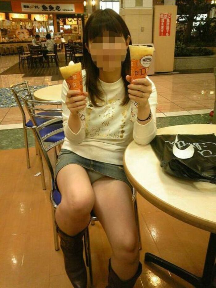 69 punch-raelo images of denim skirts! Voyeurism of the pants of the gal who can be seen round from minisca! 54th image
