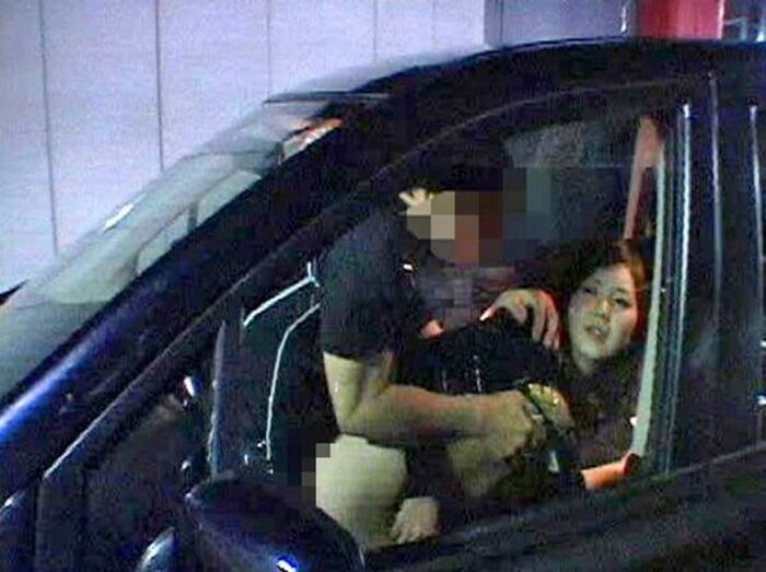 Amateur car sex image 102 sheets! SEX couple with Icha in a cramped car [GIF more] 46th image