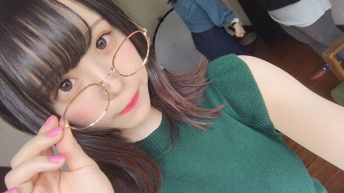 SKE48 Sato Mizuho, too much live costume is a topic! The off-shot image of the chest valley of the estimated D cup is echoed! Swimsuit gravure 20th image