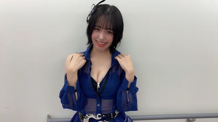 SKE48 Sato Mizuho, too much live costume is a topic! The off-shot image of the chest valley of the estimated D cup is echoed! Swimsuit gravure 5th image