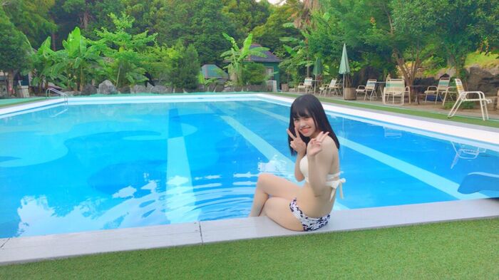 SKE48 Sato Mizuho, too much live costume is a topic! The off-shot image of the chest valley of the estimated D cup is echoed! Swimsuit gravure 8th image