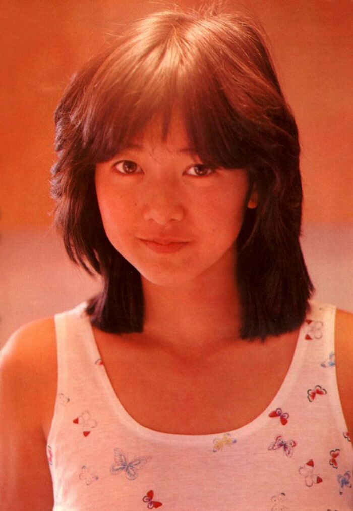 50 gravure images of Miko Miyazaki's 60th birthday swimsuit in bikini for the first time in 40 years 31th image