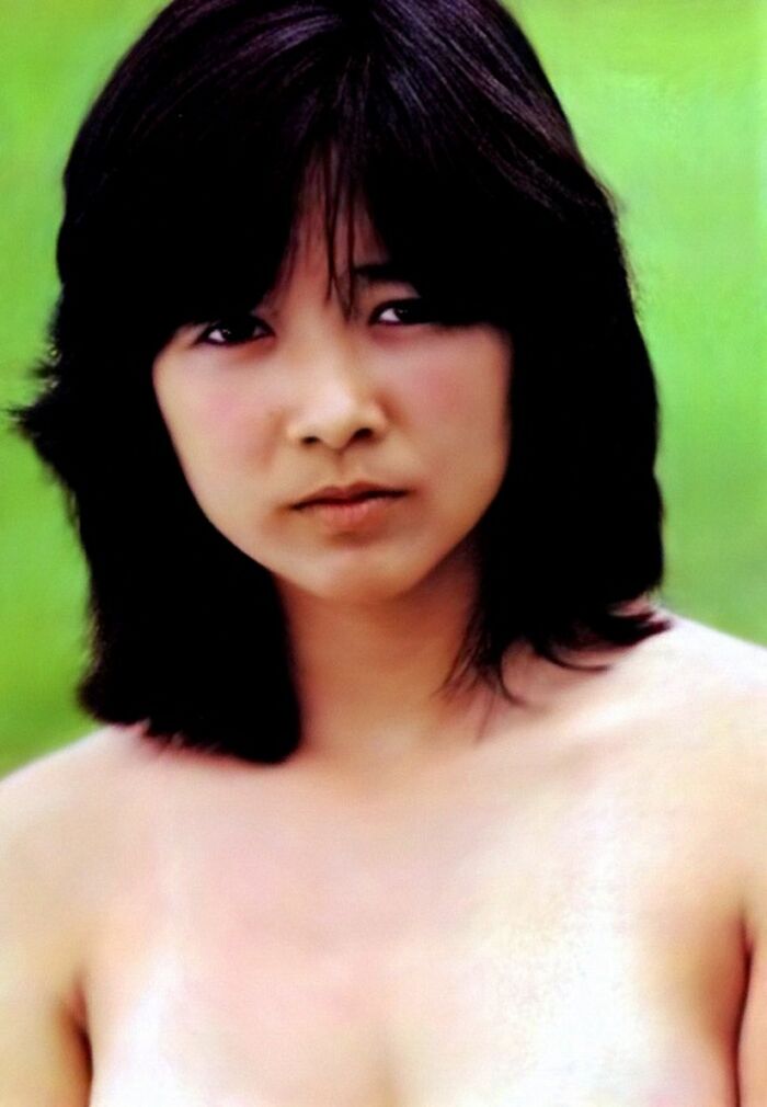 50 gravure images of Miko Miyazaki's 60th birthday swimsuit in bikini for the first time in 40 years 51th image