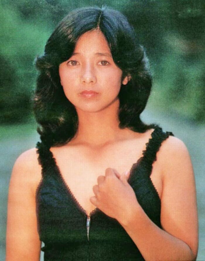 50 gravure images of Miko Miyazaki's 60th birthday swimsuit in bikini for the first time in 40 years 58th image