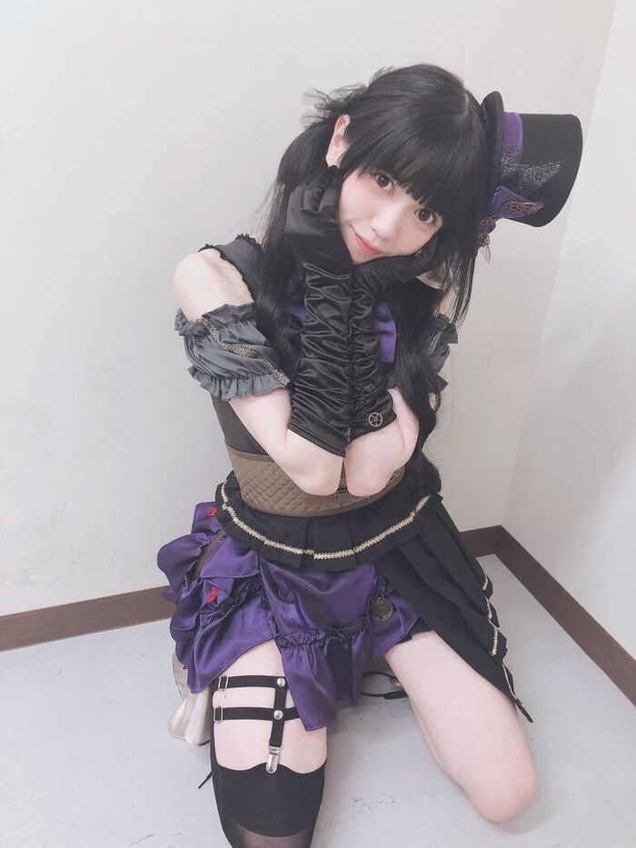 Newcomer voice actor, Kana Narumi, the image of the swimsuit is too naughty! The beautiful milk off-shot photo of the 1st photo collection 'Sandrion' is echoed! 21th image