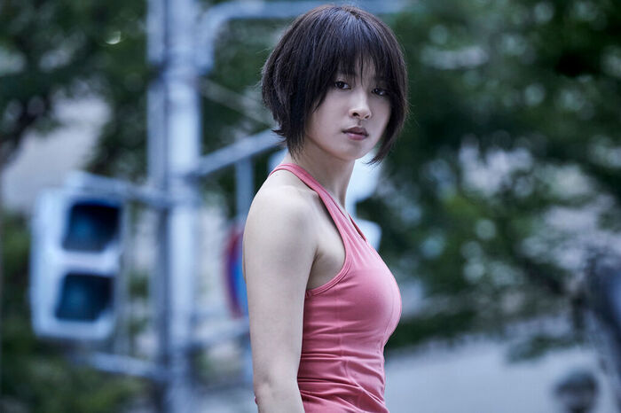 Net impact on Tsuchiya Taisuke's full bust! Scene image release of the drama starring Kento Yamazaki and W [Alice of the current country]! Estimated E-cup body line is the topic! 3th image