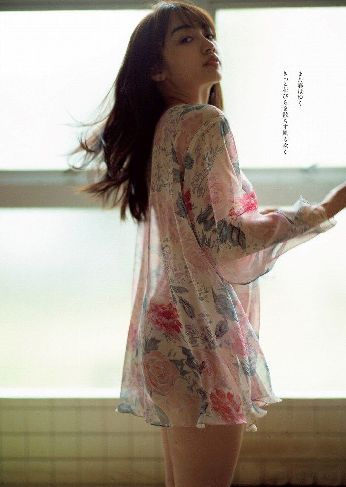 210 swimsuit gravure and photo collection images of Hikari Kuroki 'Godly Beautiful Girl' 47th image