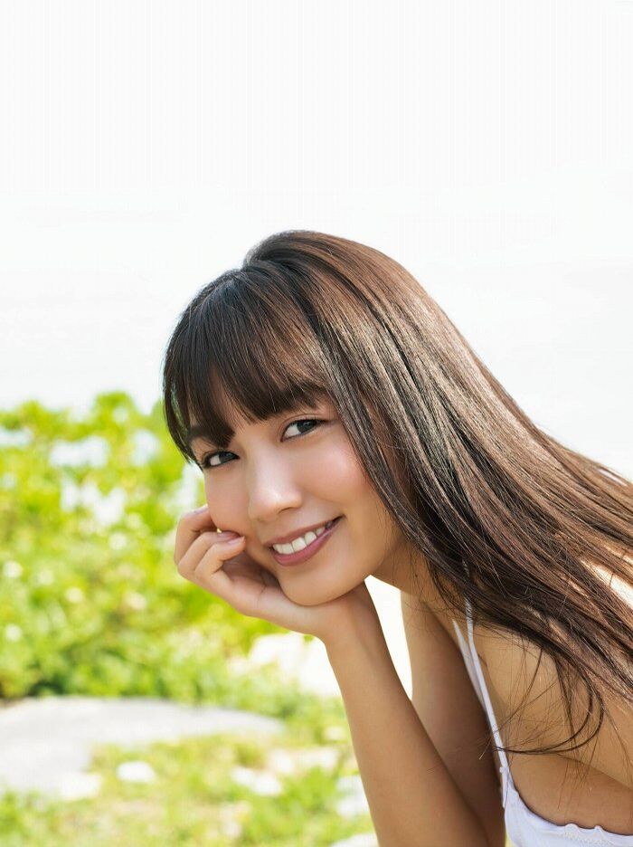 210 swimsuit gravure and photo collection images of Hikari Kuroki 'Godly Beautiful Girl' 84th image