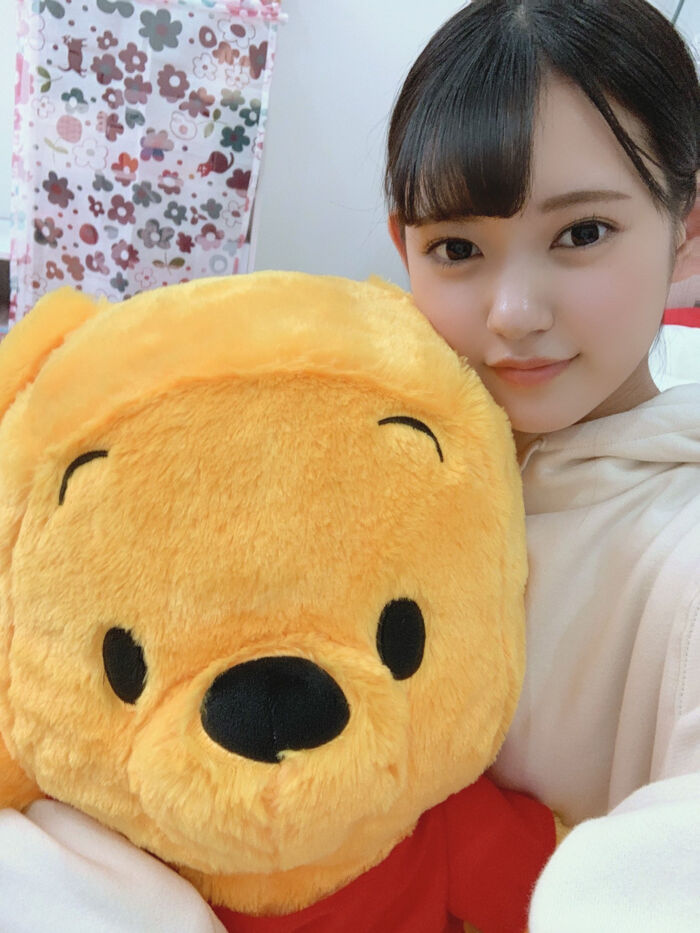Take Umi-chan of the hairless new AV actress who made her AV debut is too beautiful girl 22th image