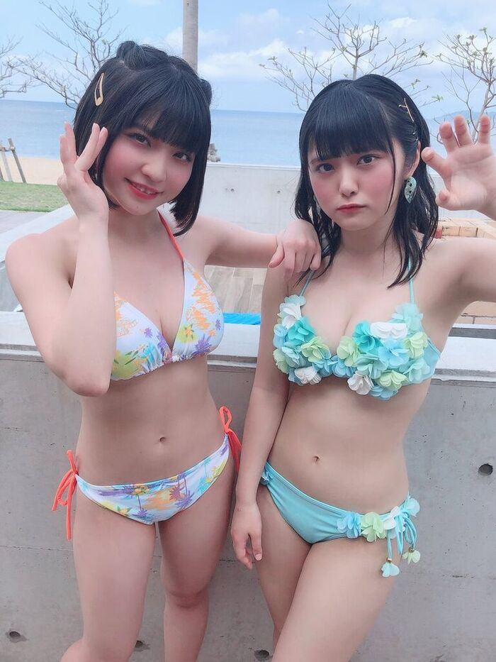 Iriscon Okada Ayamu, swimsuit gravure image is the best in Echie! Estimated D cup beautiful milk show off in Young King! 10th image