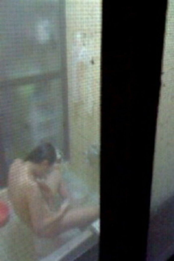 Bathroom Selfie Erotic Images 172 Photos! The naked body wet with water brings out eroticism. 28th image