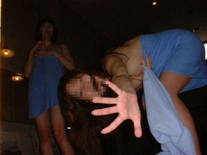 Bathroom Selfie Erotic Images 172 Photos! The naked body wet with water brings out eroticism. 61th image