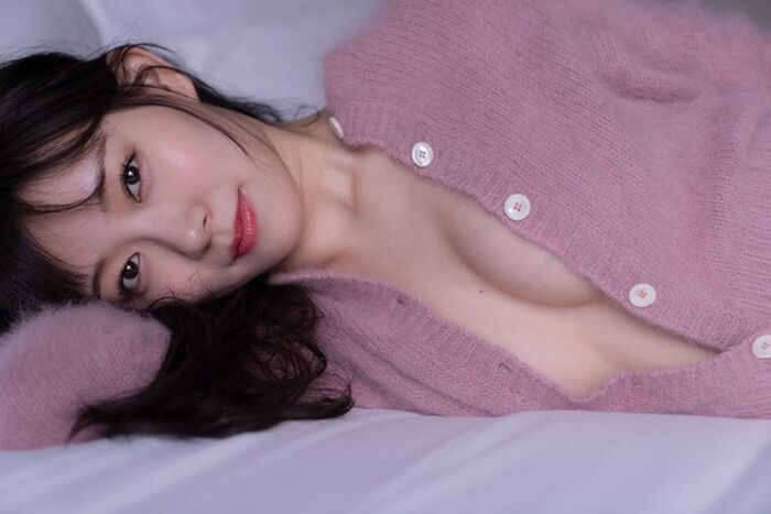 Miki (Miyuki Watanabe) semi-nude and swimsuit, underwear appearance image 200 sheets 13th image