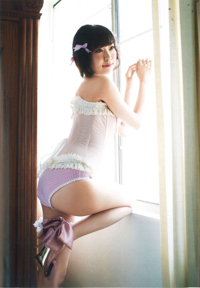 Miki (Miyuki Watanabe) semi-nude and swimsuit, underwear appearance image 200 sheets 74th image