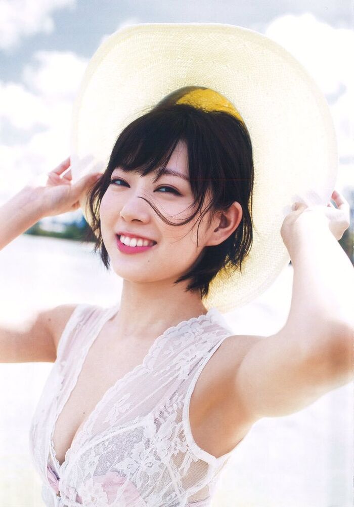 Miki (Miyuki Watanabe) semi-nude and swimsuit, underwear appearance image 200 sheets 78th image