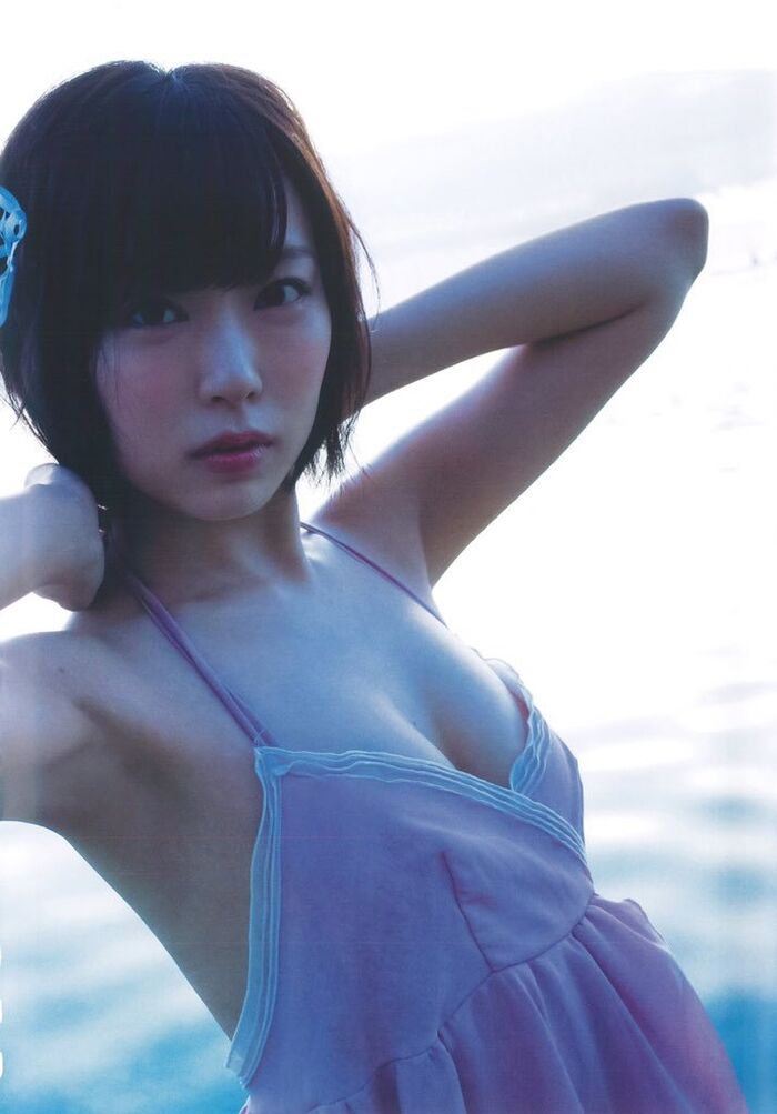 Miki (Miyuki Watanabe) semi-nude and swimsuit, underwear appearance image 200 sheets 80th image