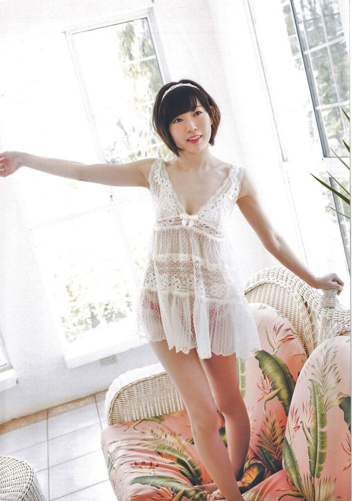 Miki (Miyuki Watanabe) semi-nude and swimsuit, underwear appearance image 200 sheets 81th image