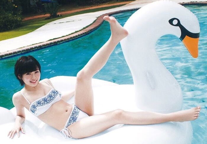 Miki (Miyuki Watanabe) semi-nude and swimsuit, underwear appearance image 200 sheets 82th image