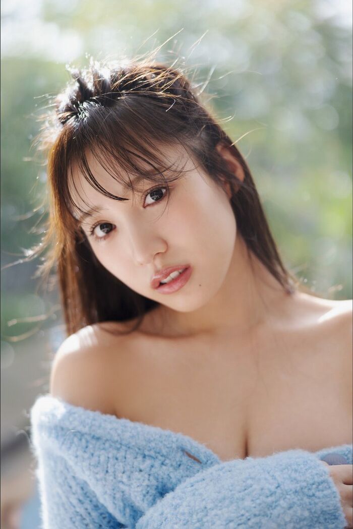 160 swimsuit gravure and breast-shaking GIF images of Sumire Yokono's slender big 53th image