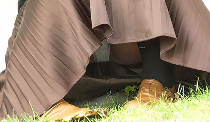 Long skirt Panchira voyeur image 173 sheets! I collected low angles on Ronska's sheer bread and crouching. 17th image