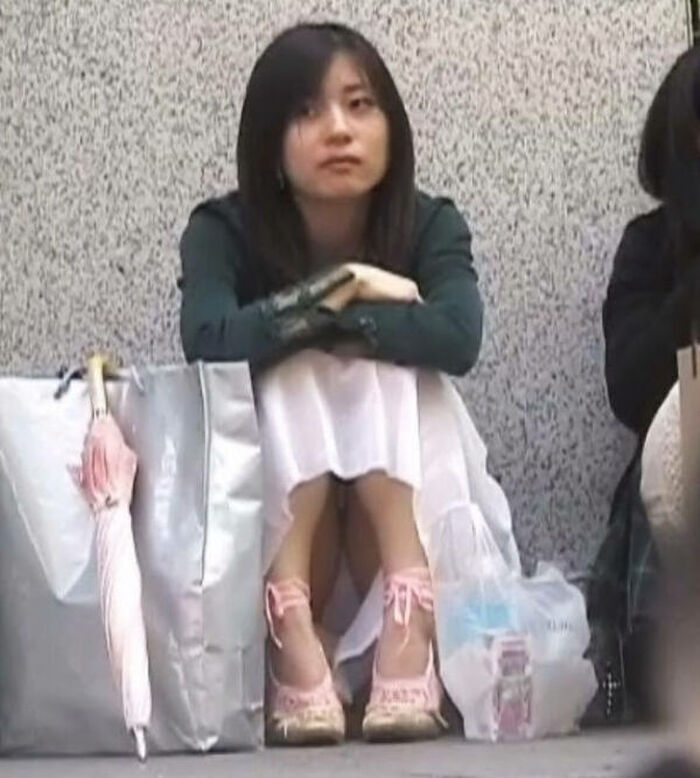 Long skirt Panchira voyeur image 173 sheets! I collected low angles on Ronska's sheer bread and crouching. 45th image
