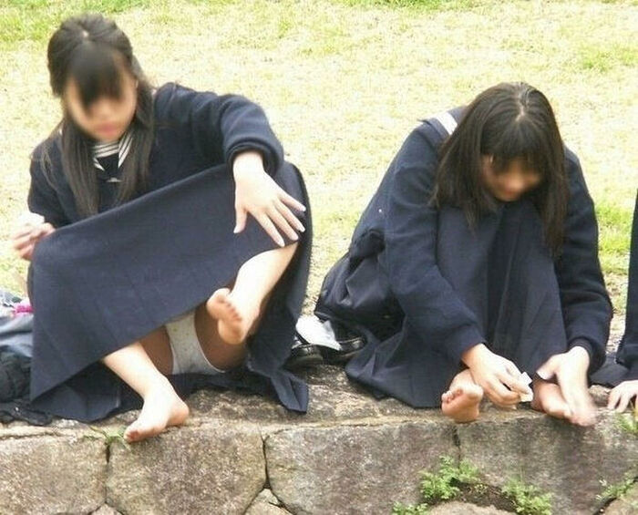 Long skirt Panchira voyeur image 173 sheets! I collected low angles on Ronska's sheer bread and crouching. 66th image