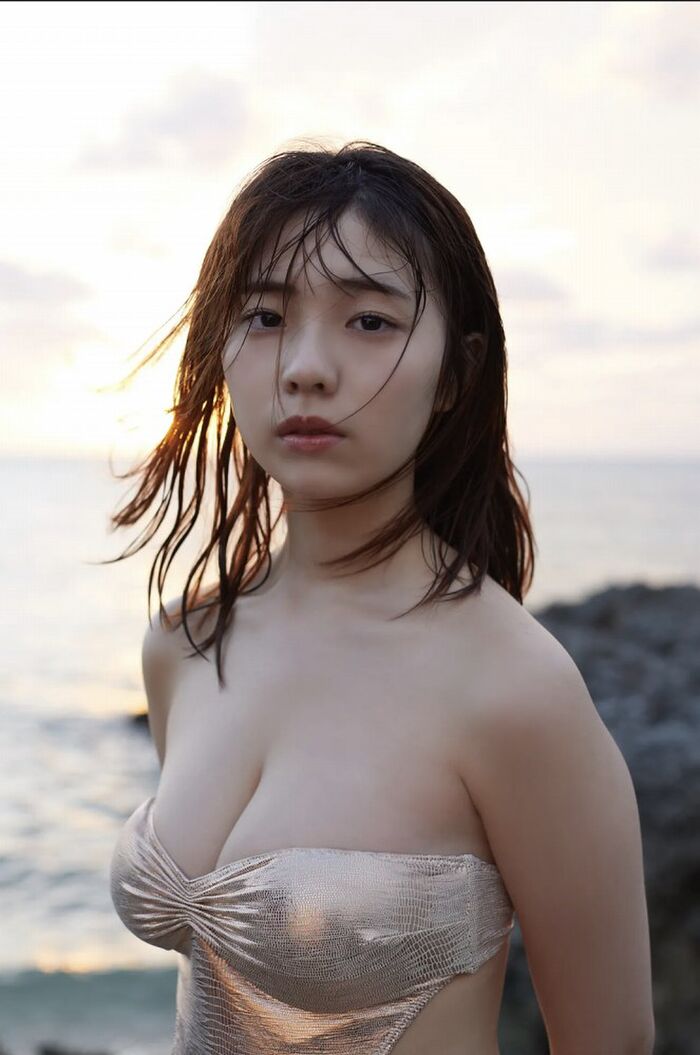 80 swimsuit gravure images of Kikuchi Hime Nana 16-year-old busty daughter-in-law 11th image