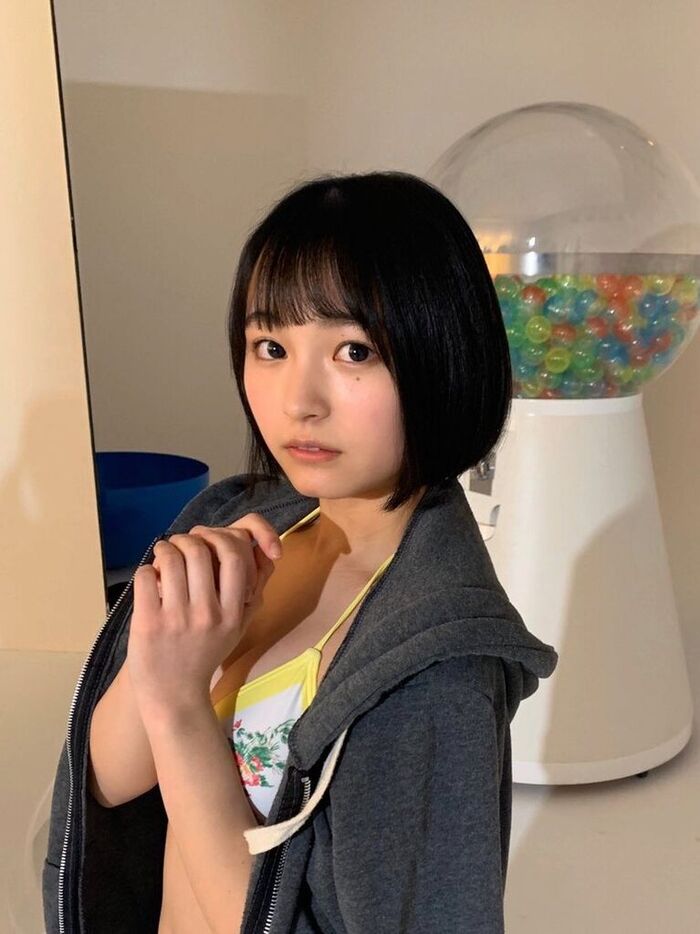 JK idol Miki Hagiwara, swimsuit gravure image is too great! Lilnade's Loli Beauty Beautiful Girl Appeared for the First Time in Yanmaga! Wiki Profile Yes 11th image