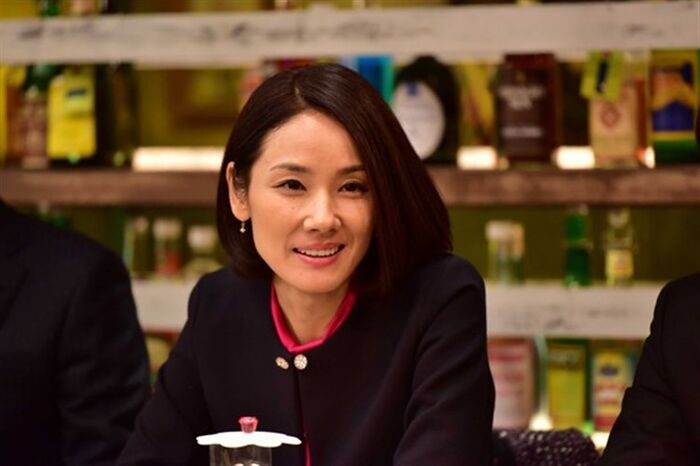 50 chest chira, milk shaking GIF and panchira images of Yoshida Sheep (46) 46th image