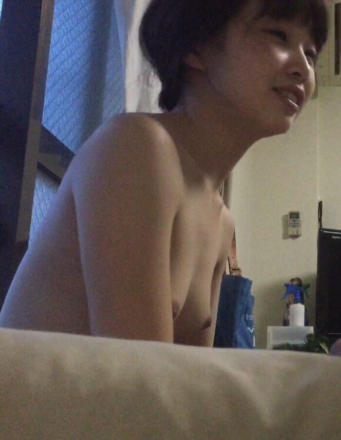 Snap the ecology of the naked people (♀) spending time in Mpa in the house ... 7th image