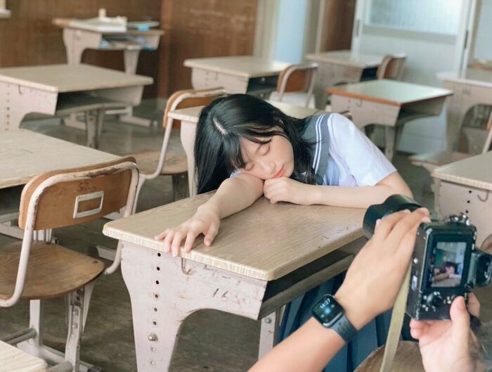 NMB48 Rei Kaminishi, sideways swimming swimsuit is too glamorous! Estimated G cup off-shot images of the 1st photo book are exciting! 5th image