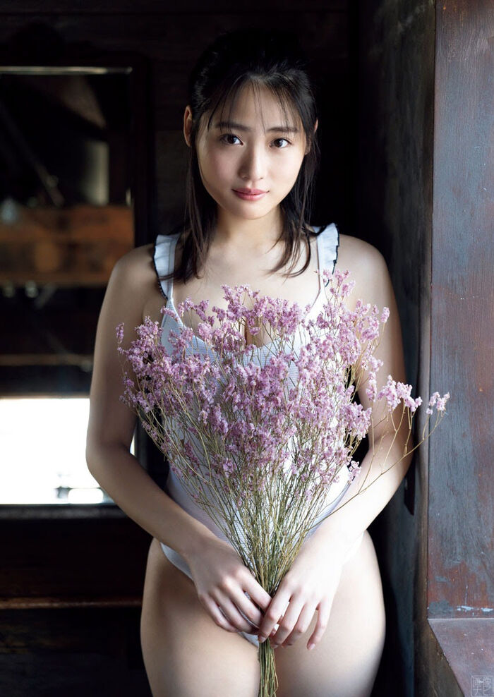 Momoka Ishida, Princess Peach of Naniwa, a graduate of agricultural high school, gravure image 43th image