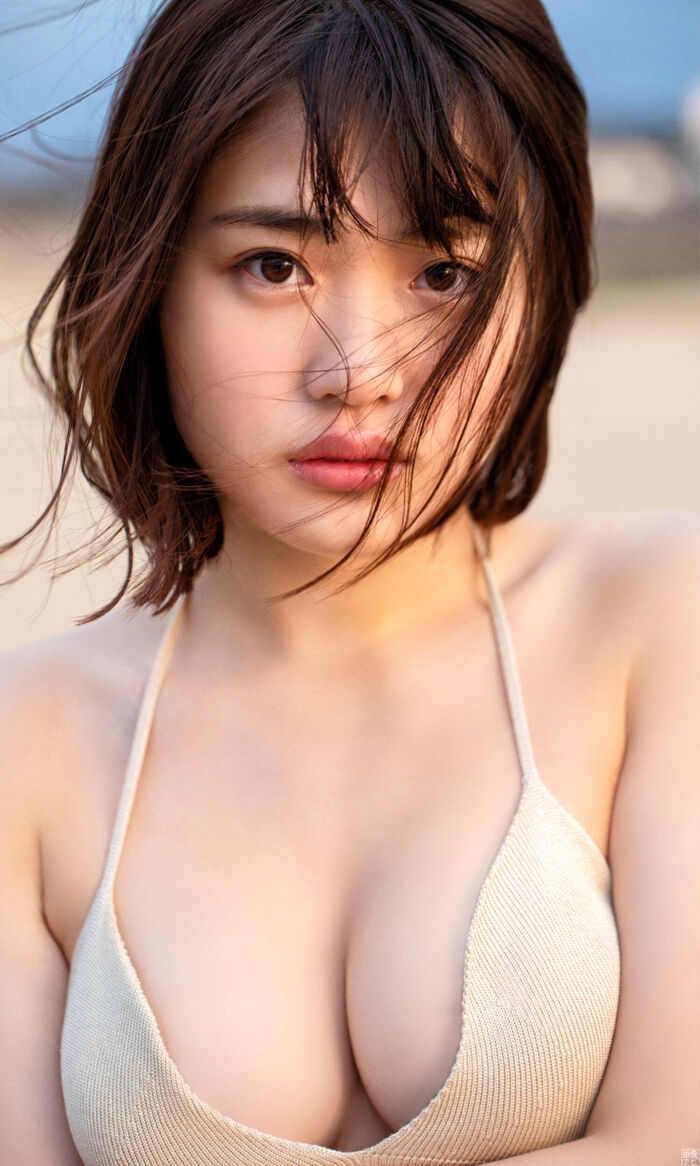 Momoka Ishida, Princess Peach of Naniwa, a graduate of agricultural high school, gravure image 81th image